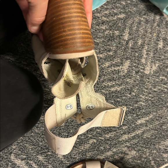 Sorel Beige Lace-Up Women's heels sandals. Velcro ankle closure.Adjustable width - Picture 10 of 16